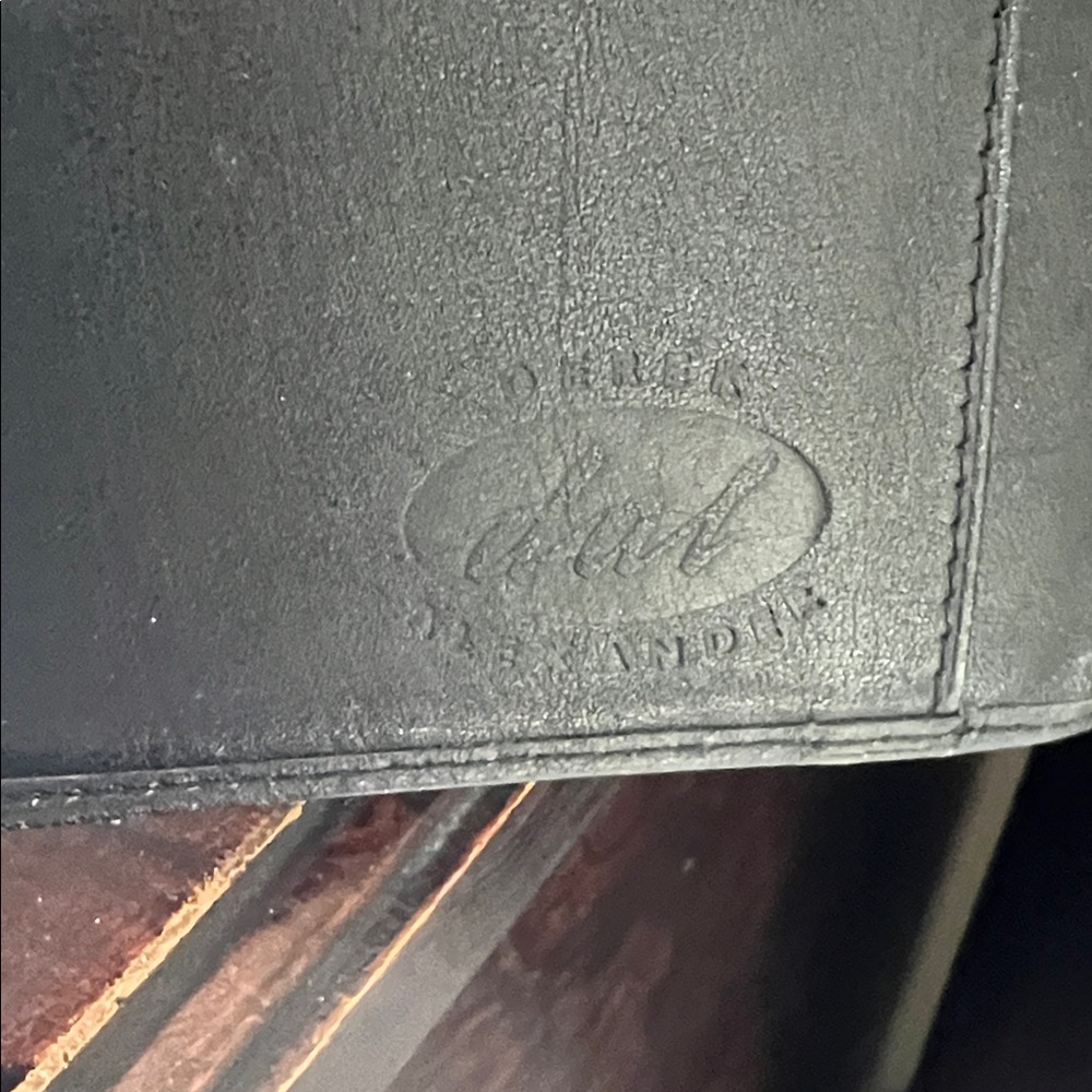 Sleek Black Derek Alexander  Leather Wallet - Picture 3 of 7
